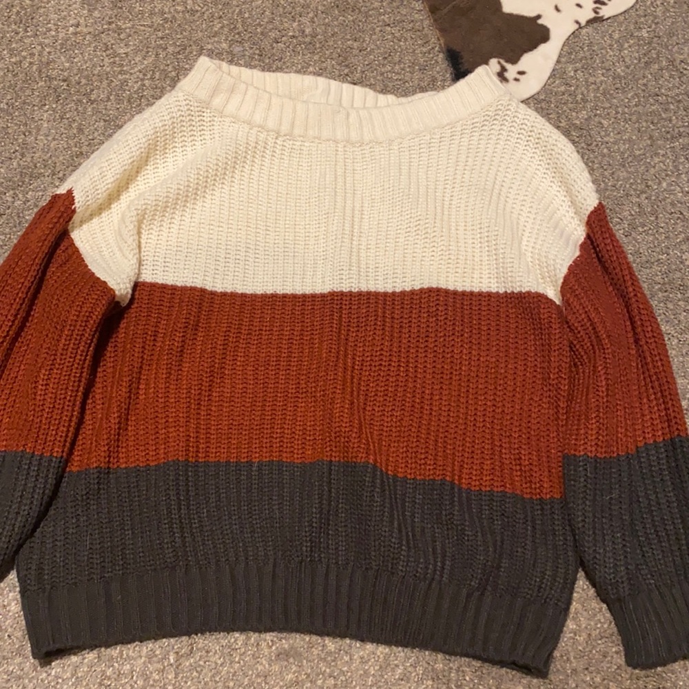 Over sized Off the shoulder sweater
